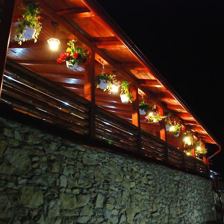 Casa Someseana Guest House Gilgau Ngoại thất bức ảnh