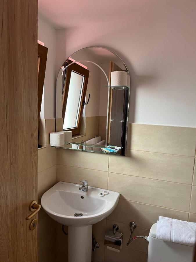 Casa Someseana Guest House Gilgau Ngoại thất bức ảnh