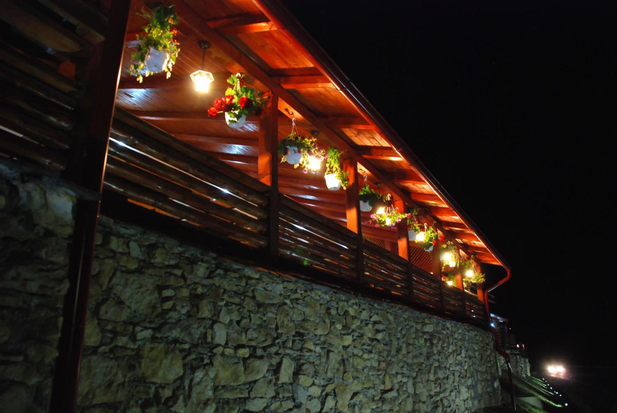 Casa Someseana Guest House Gilgau Ngoại thất bức ảnh