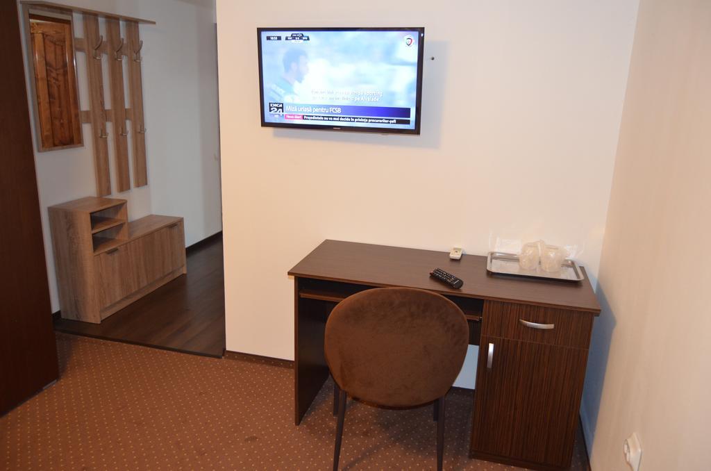 Casa Someseana Guest House Gilgau Ngoại thất bức ảnh