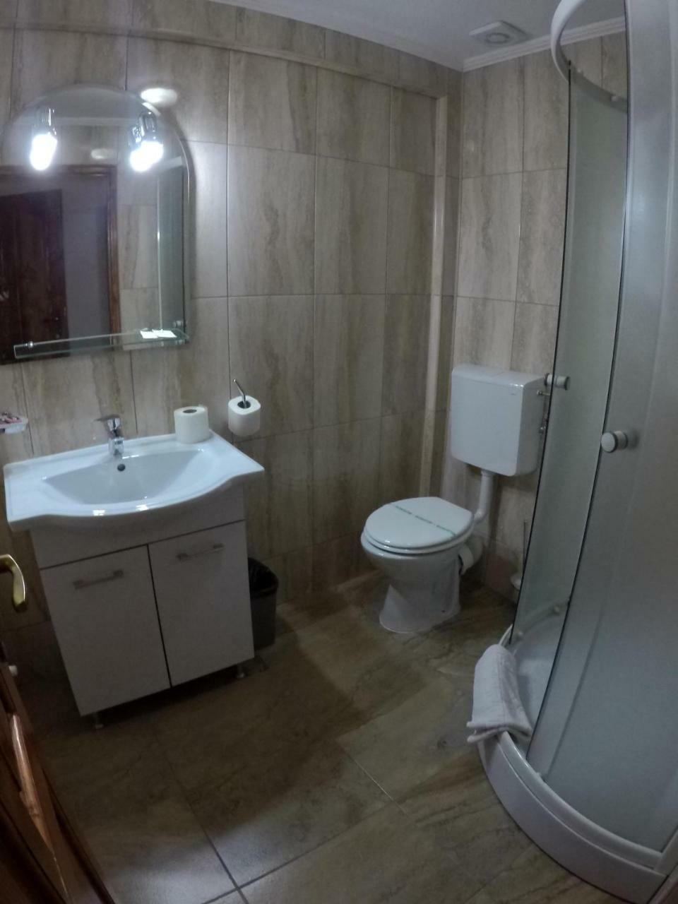 Casa Someseana Guest House Gilgau Ngoại thất bức ảnh
