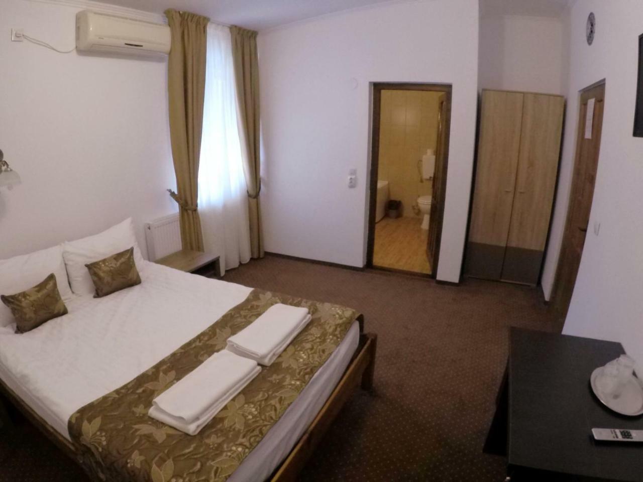 Casa Someseana Guest House Gilgau Ngoại thất bức ảnh