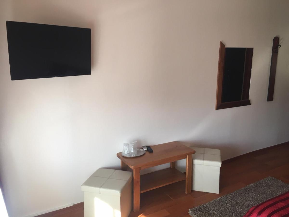 Casa Someseana Guest House Gilgau Ngoại thất bức ảnh